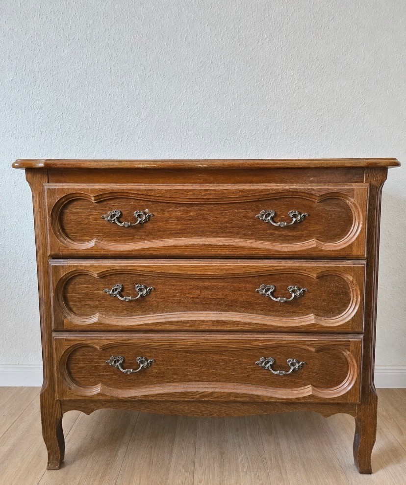Commode avant rénovation